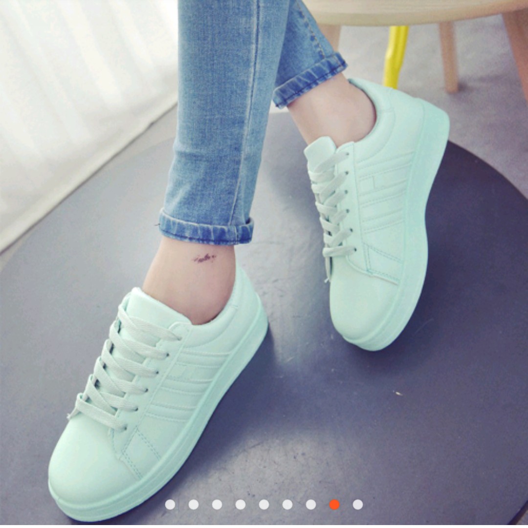 Causal mint green shoe, Women's Fashion, Footwear, Sneakers on Carousell
