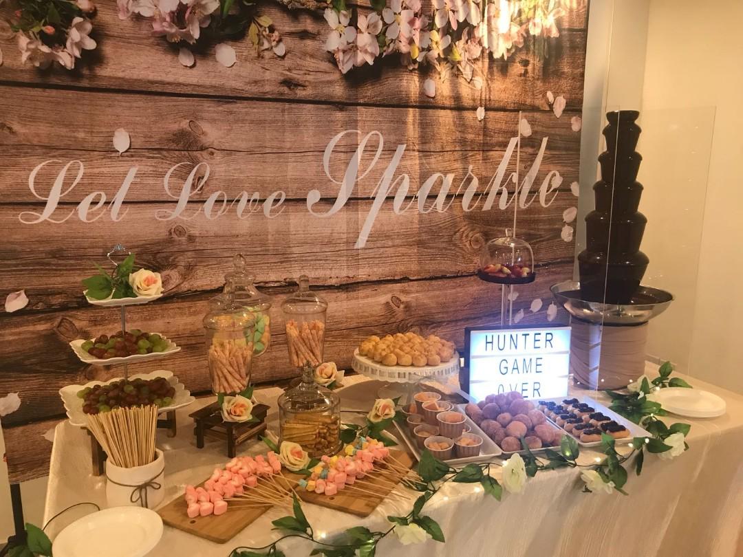 Chocolate fondue live station, Food & Drinks, Packaged & Instant Food