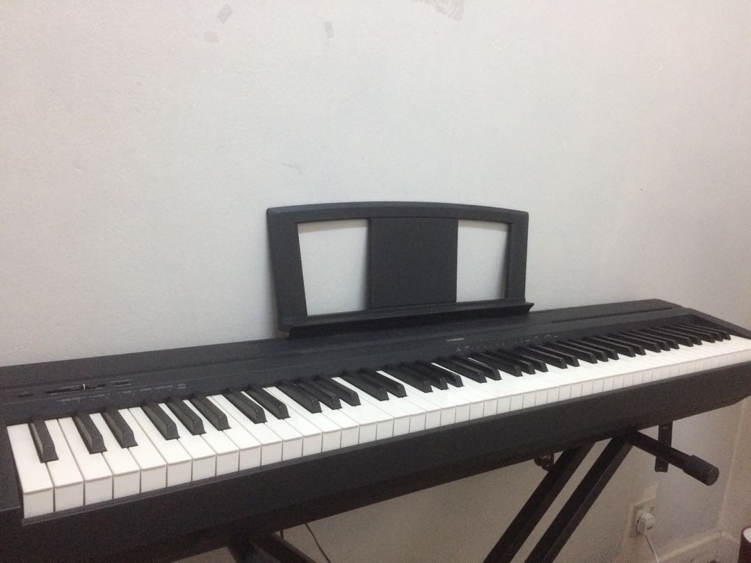Digital Piano YAMAHA P35, Hobbies & Toys, Music & Media, Musical