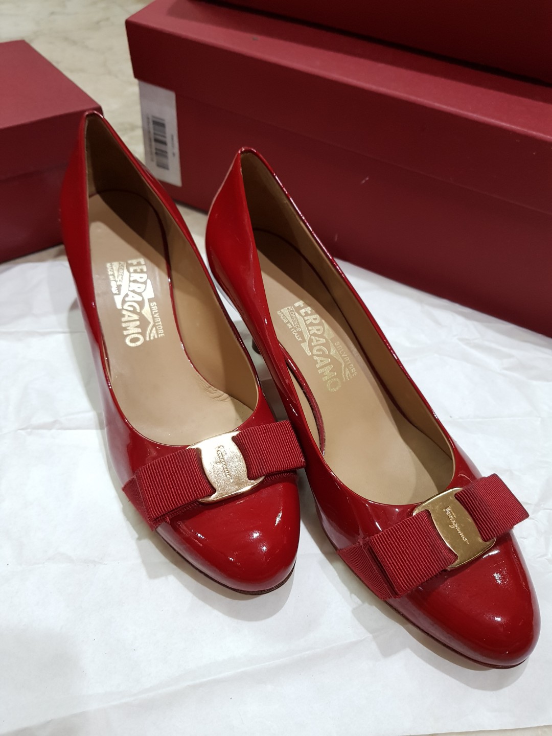 Ferragamo, Luxury, Apparel on Carousell