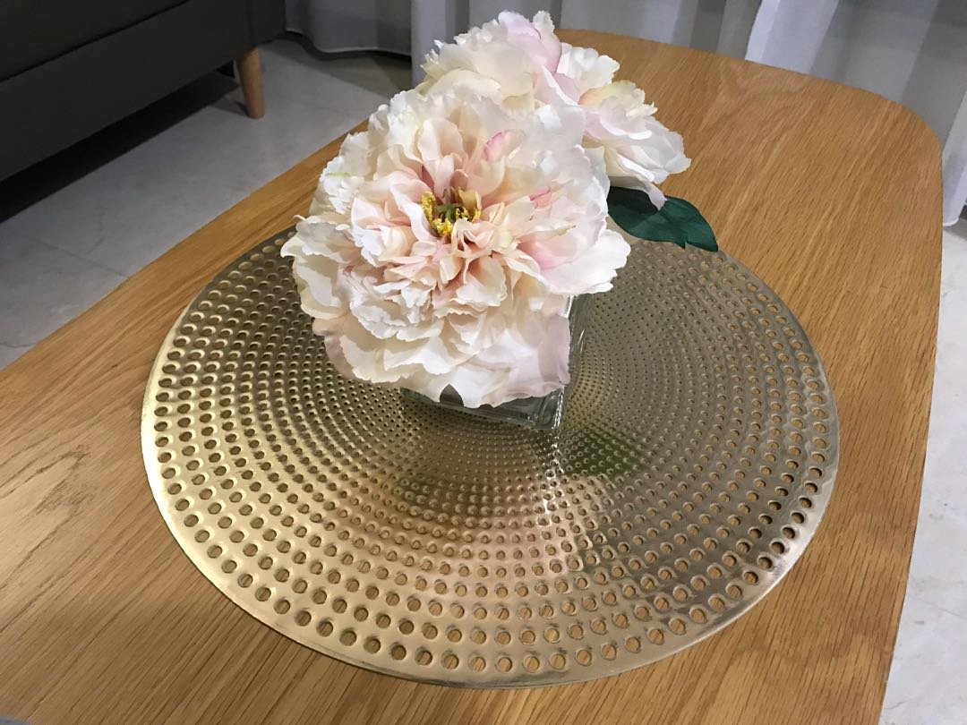 Gold Round Table Mat Furniture Home Decor Others On Carousell