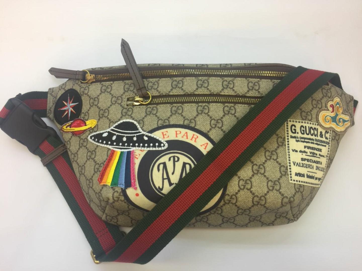 Gucci gg supreme waist bag authentic 