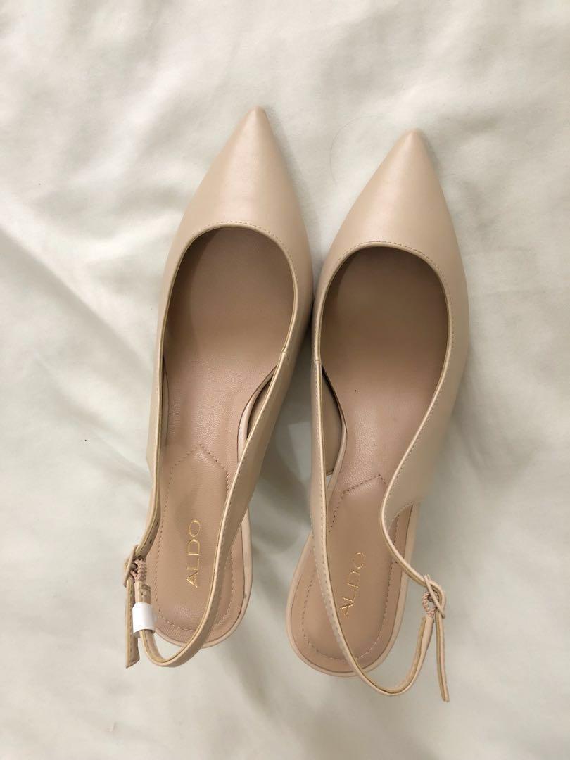 Half closed shoes - nude, 2.5in heel 