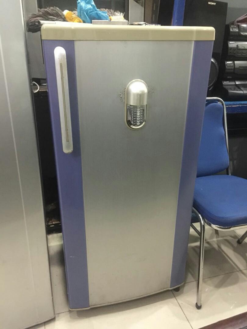 Kulkas Samsung Ada Dispensernya Utk Air Es Kondisi Rusak