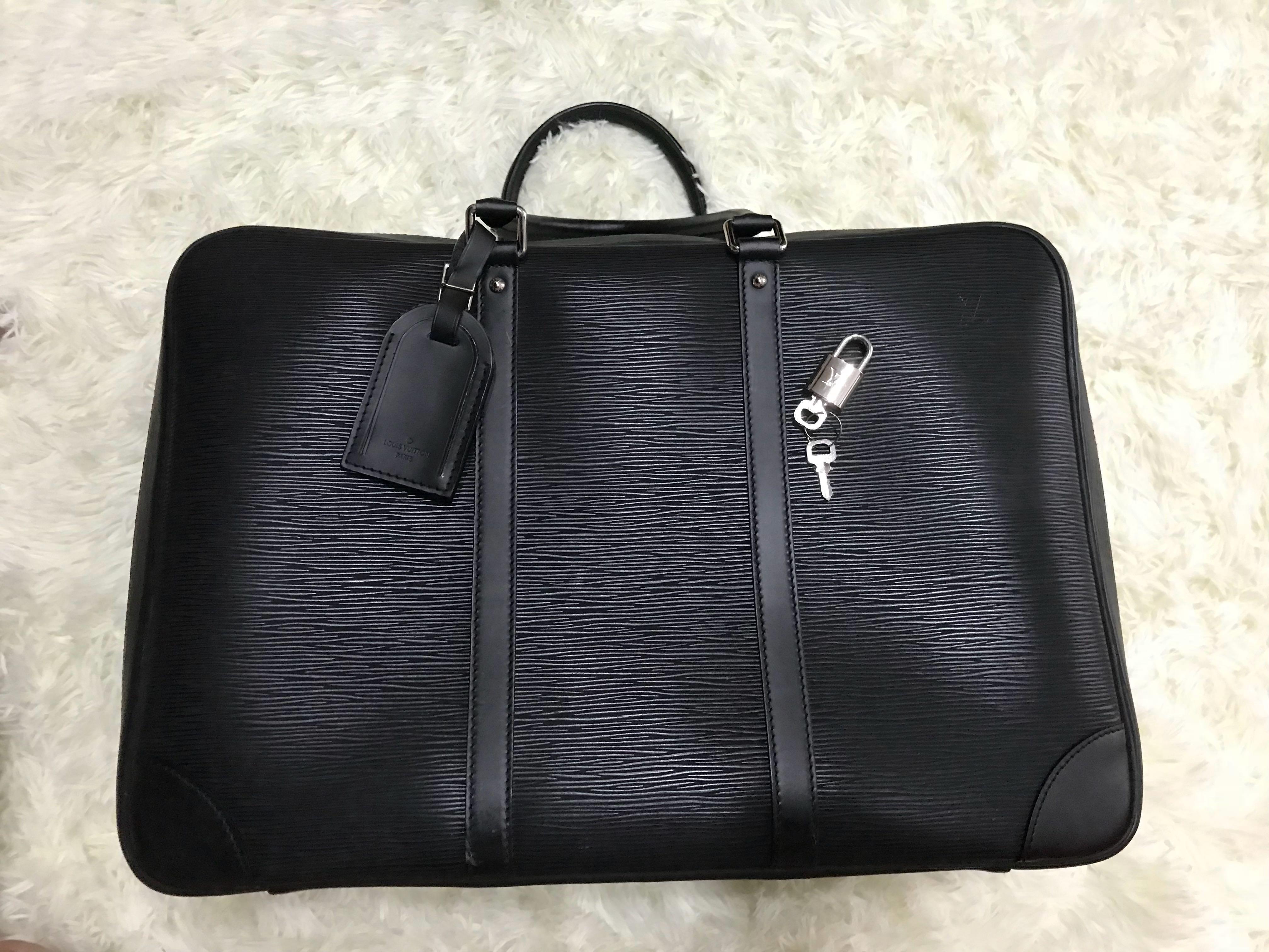 louis vuitton hand held bag