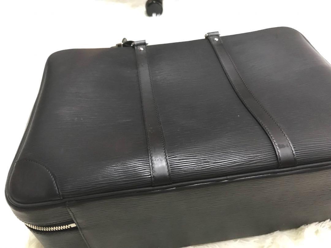 louis vuitton hand held bag