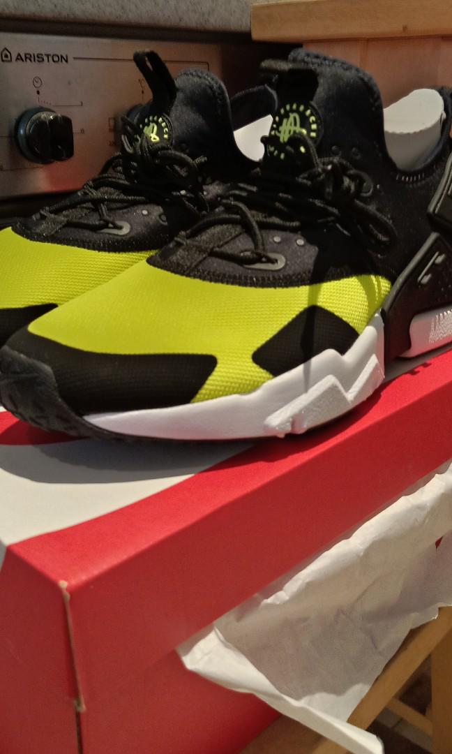 ORIGINAL US Nike Air Huarache Drift Available in Singapore NOW