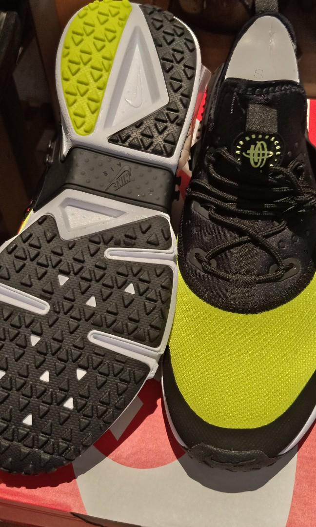 Nike air discount huarache drift price