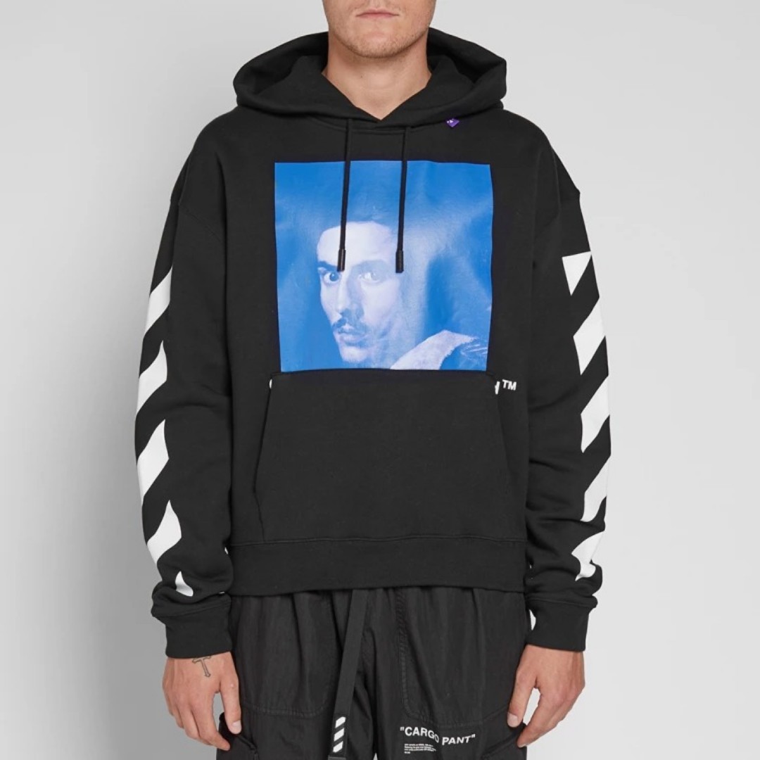 Black hotsell bernini hoodie