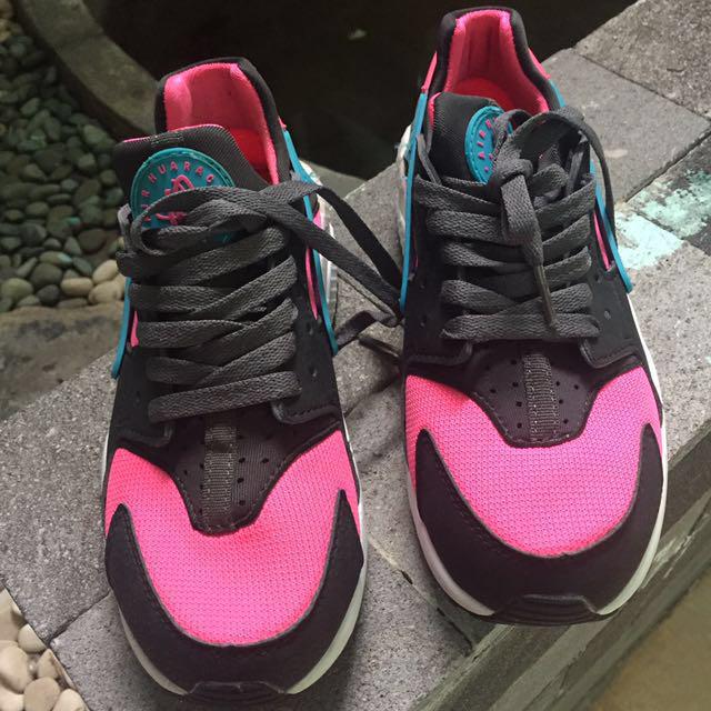 sepatu nike huarache original