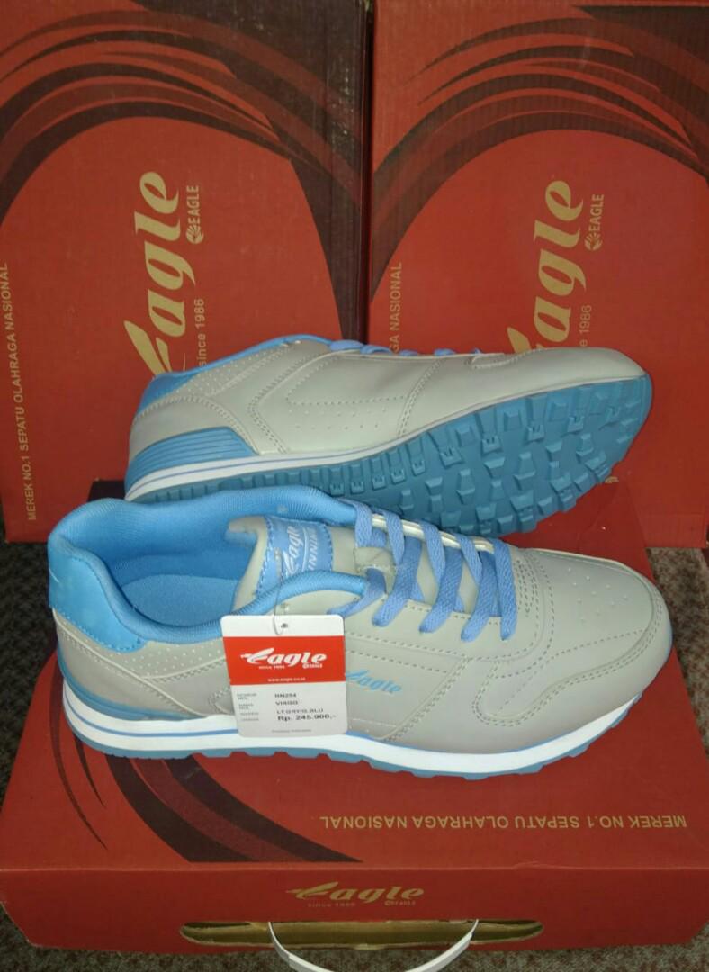 89 Aneka Contoh Model Sepatu Olahraga Eagle Wanita Paling Hist Model Sepatu