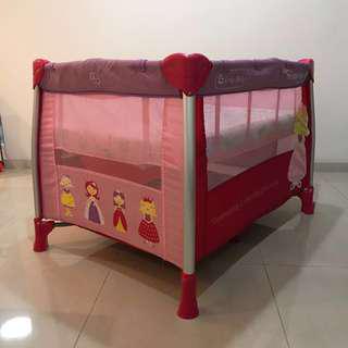 Lucky Baby princess day bed cum play pan