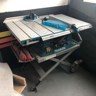 Makita MLT100 table saw