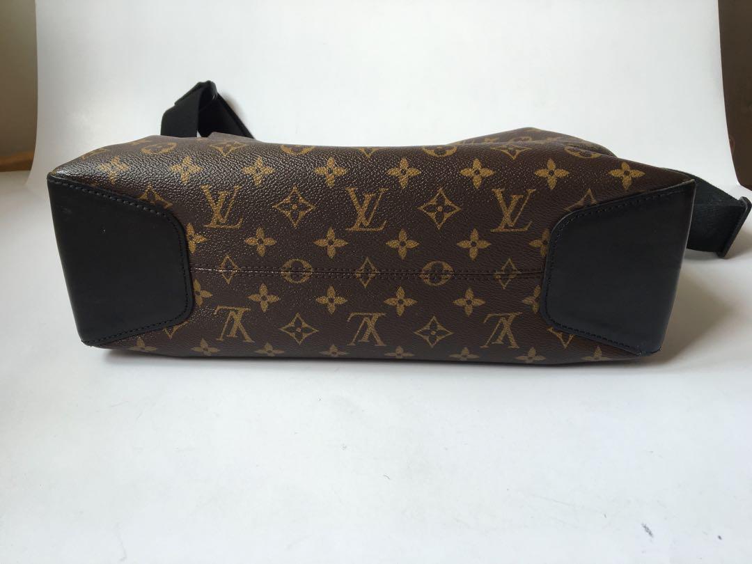 Louis Vuitton Torres Messenger Bag – DesignerGoodsForLess