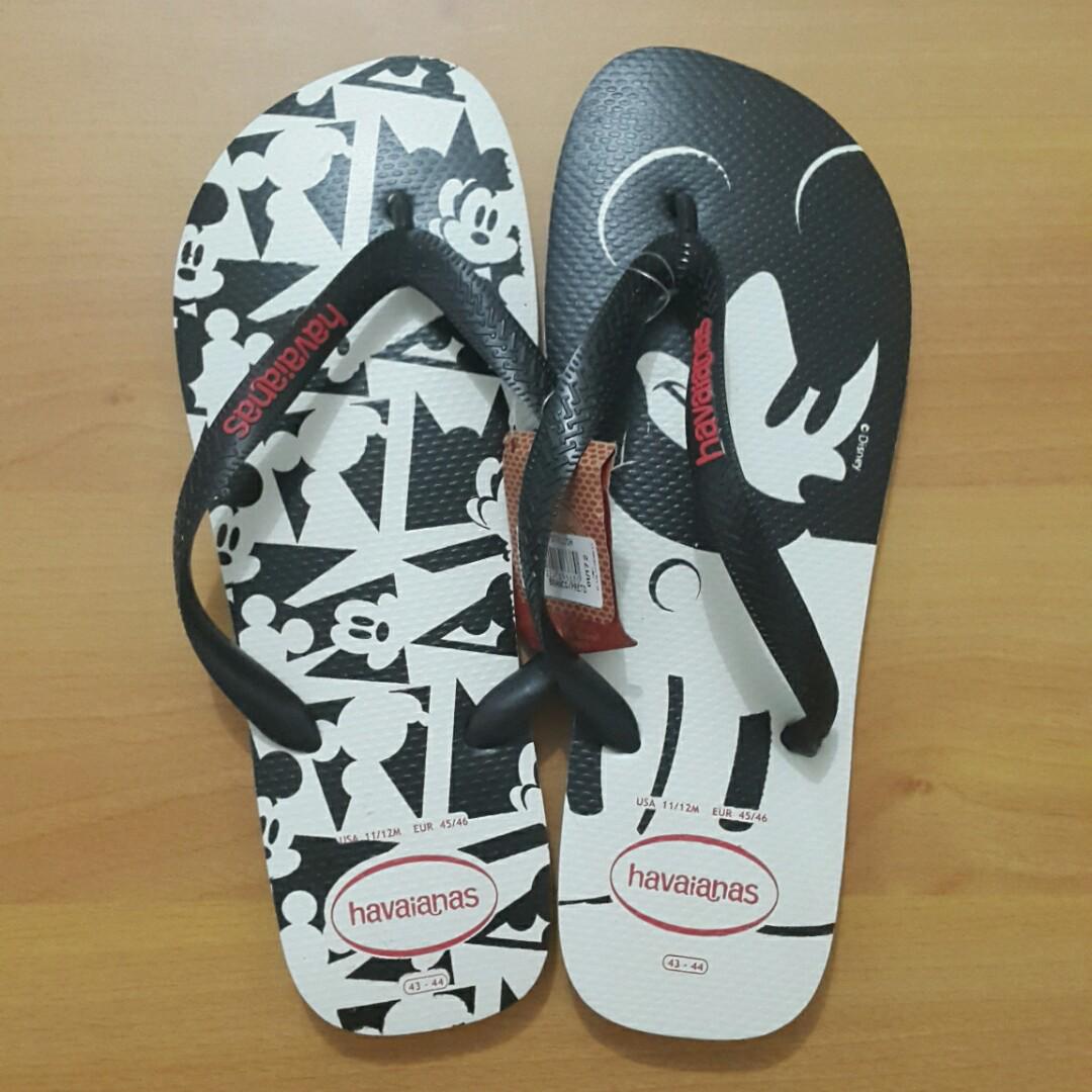 havaianas mickey mouse flip flops