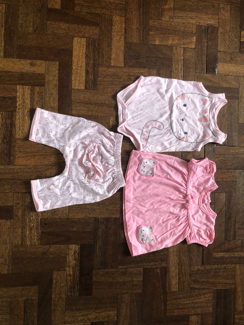 Hush hush set for girls by sm store,brand new,0-3 months,Plus sf,RFS ...