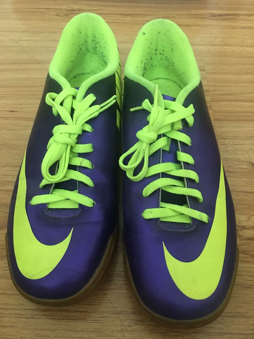 mercurial futsal shoes
