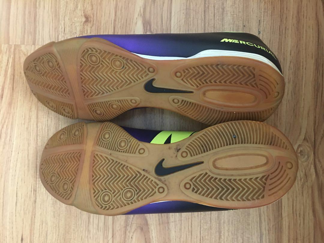 mercurial futsal shoes