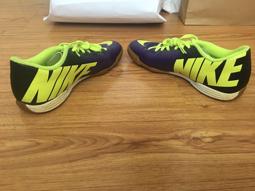 mercurial futsal shoes