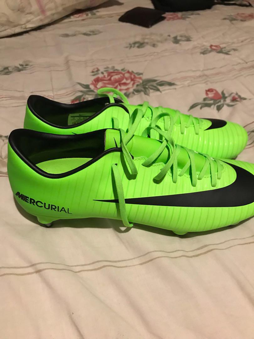 nike mercurial sepatu bola