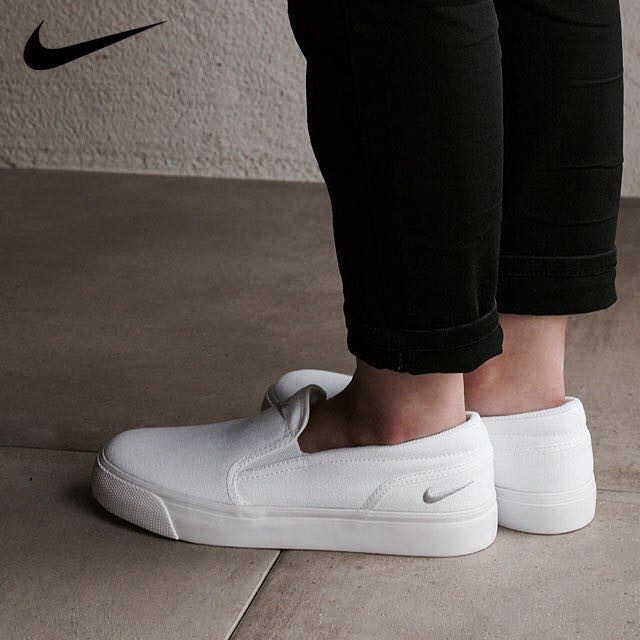 Nike Toki Slip Ons Canvas, Women's 