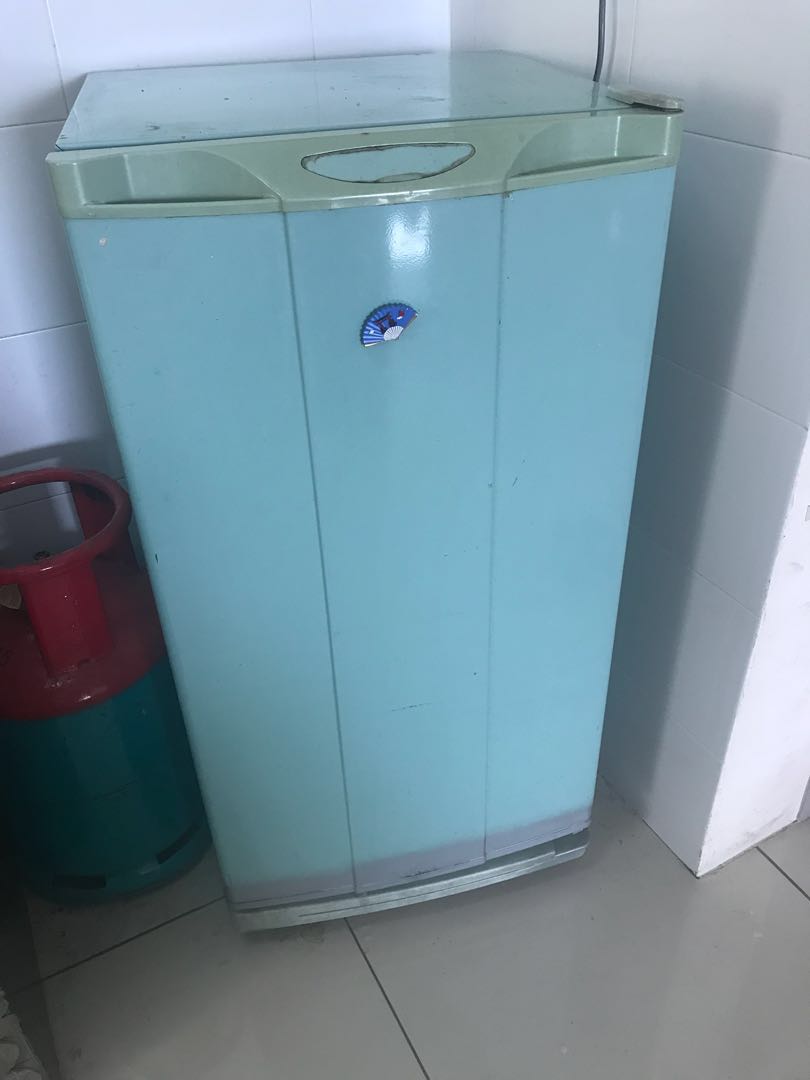 Peti Ais Murah Kitchen Appliances On Carousell