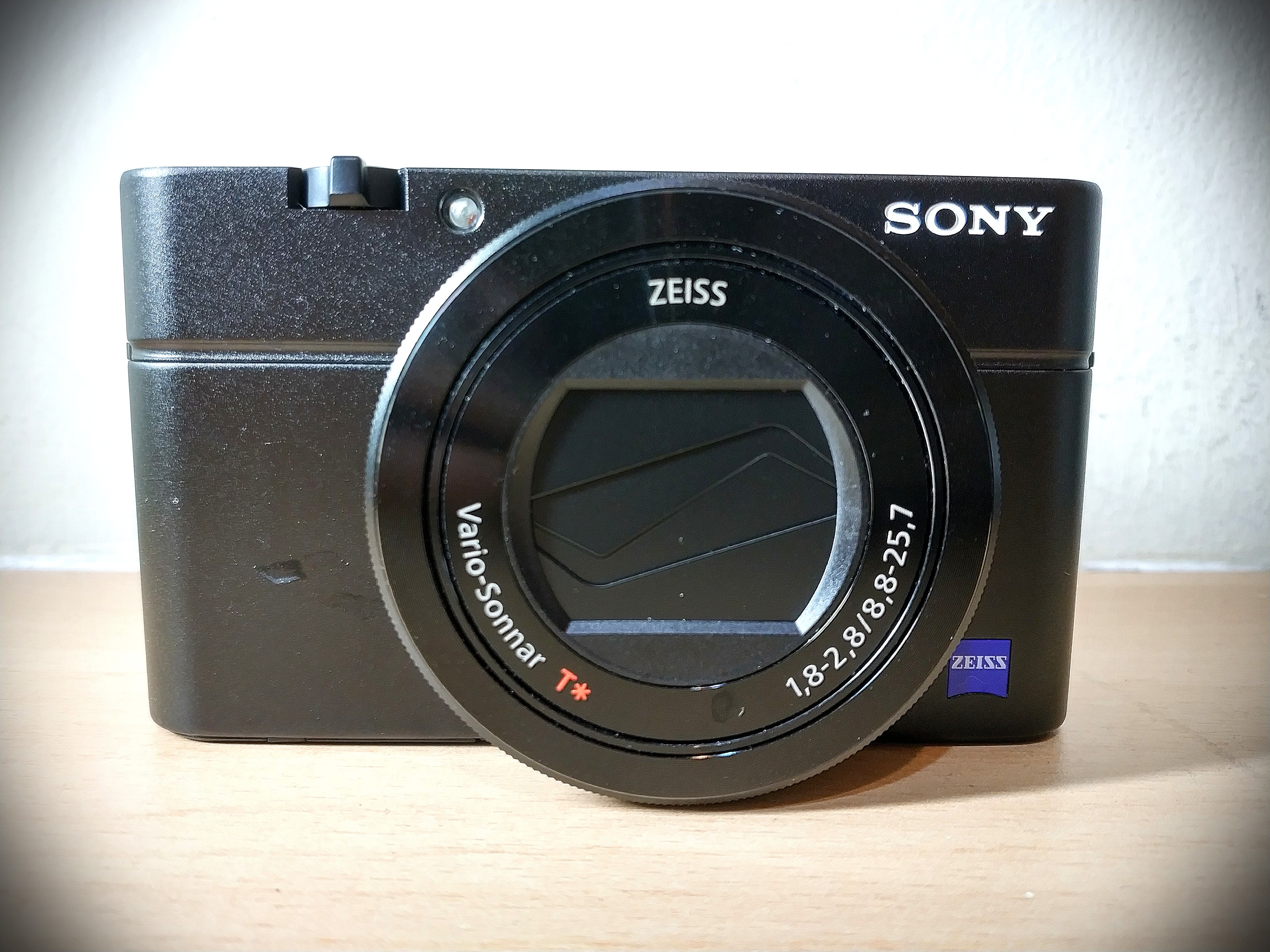 Sony Rx3 Iii Sony RX100 III (MARK 3) Digital Camera, Photography, Cameras on Carousell