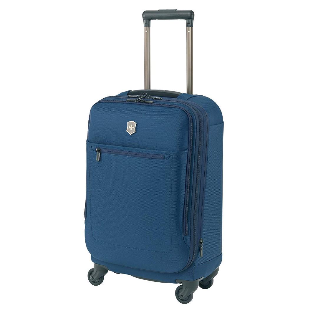 victorinox avolve carry on