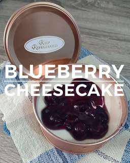 Blueberry Cheesecake in a tin can