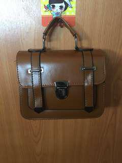 BN VIntage sling bag