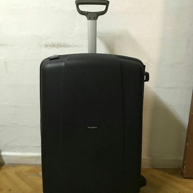 Samsonite aeris 82cm hotsell