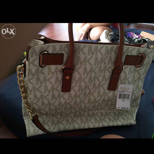 Authentic Michael Kors Bag (Category: Luxury Bags & Wallets) located in Antipolo. Submitted by tereg (Listing ID 57269926, Image 2). Description: Brand new Authentic MK Large Bag Given as a gift from US Price negotiable For fast transaction, please send SMS to 09985385860 No swaps please.