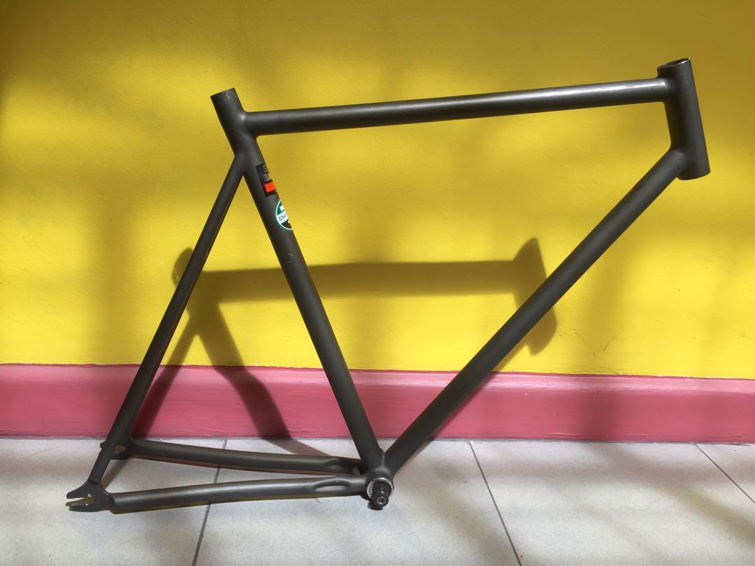 Ave Maldea FIXIE FRAME Sports Equipment Bicycles Parts