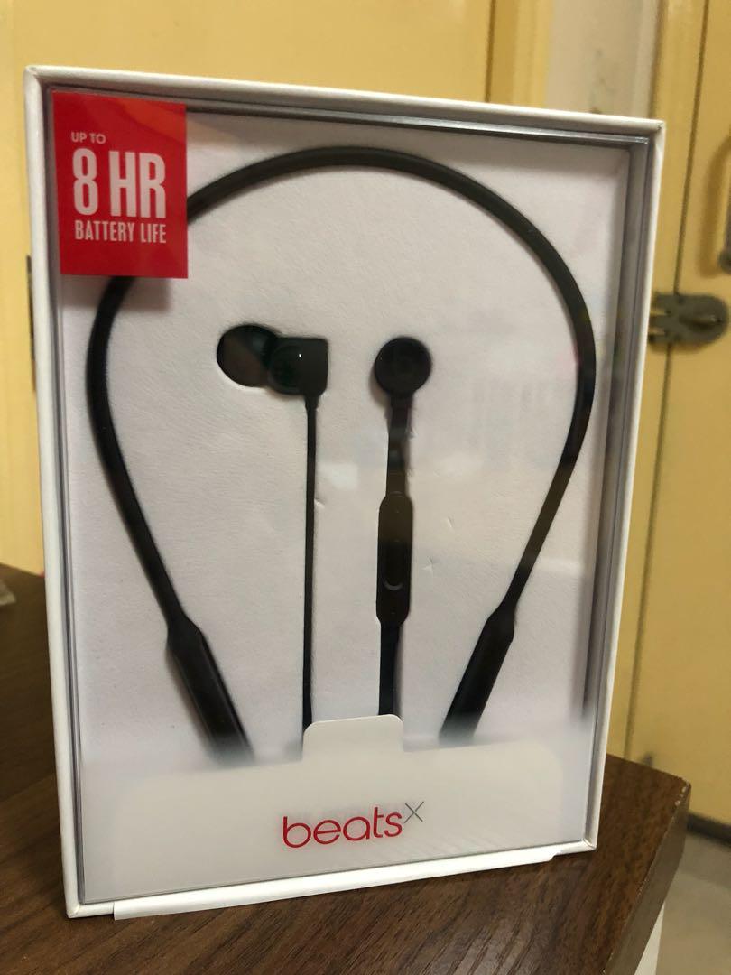 Which is better beats or jbl? Features, sounds, design, pros and cons