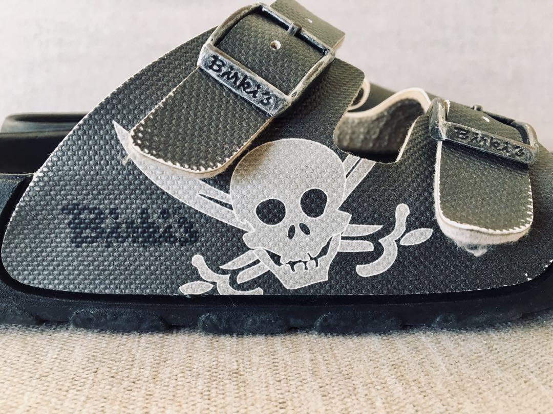 Birkenstock skull best sale