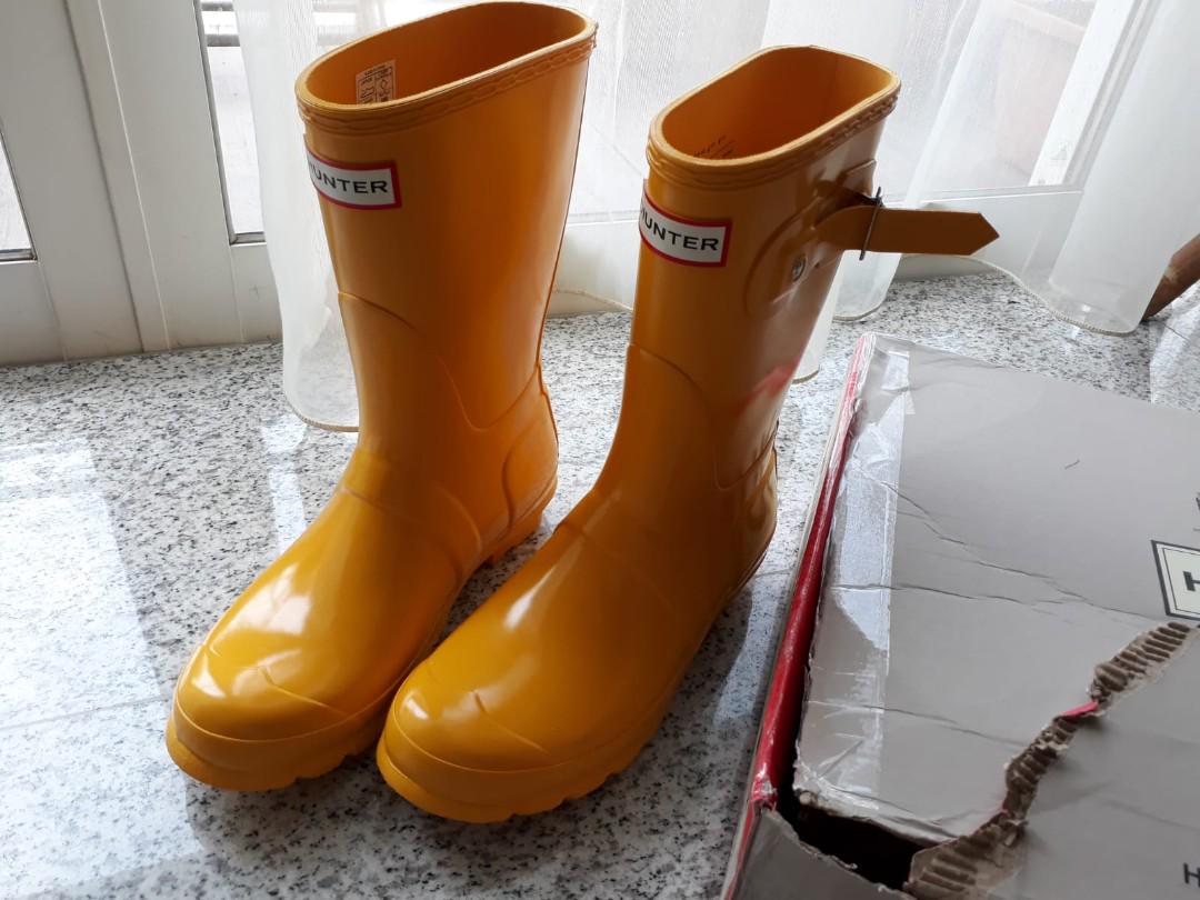 cheap yellow rain boots
