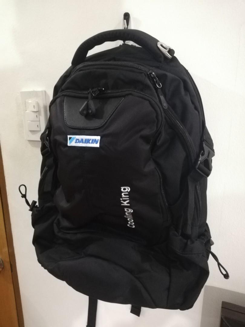 daikin sturdy laptop bag