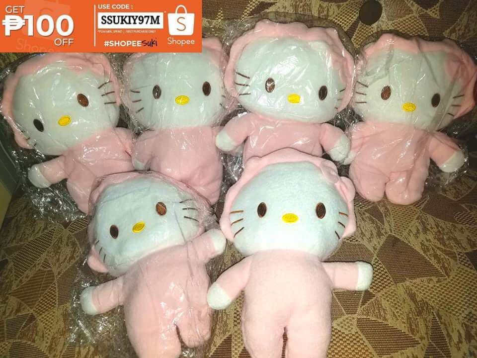 Hello Kitty Baby Bottle cover (Category: Weaning & Toddler Feeding) located in Manila. Submitted by myxstyle27 (Listing ID 186256599, Image 2). Description: Baby bottle cover *hello kitty *catterpillar *duck *dolphin *frog *santa *bunny.