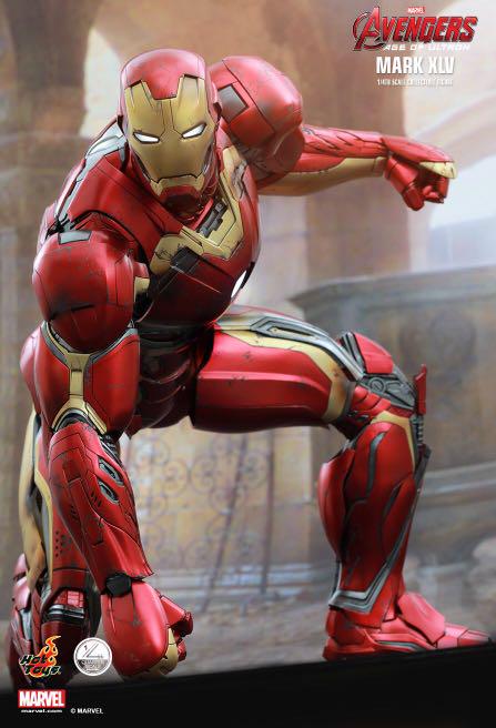 Hot Toys 1 4 QS006 Iron Man Mark XLV MK45 MISB Hobbies Toys