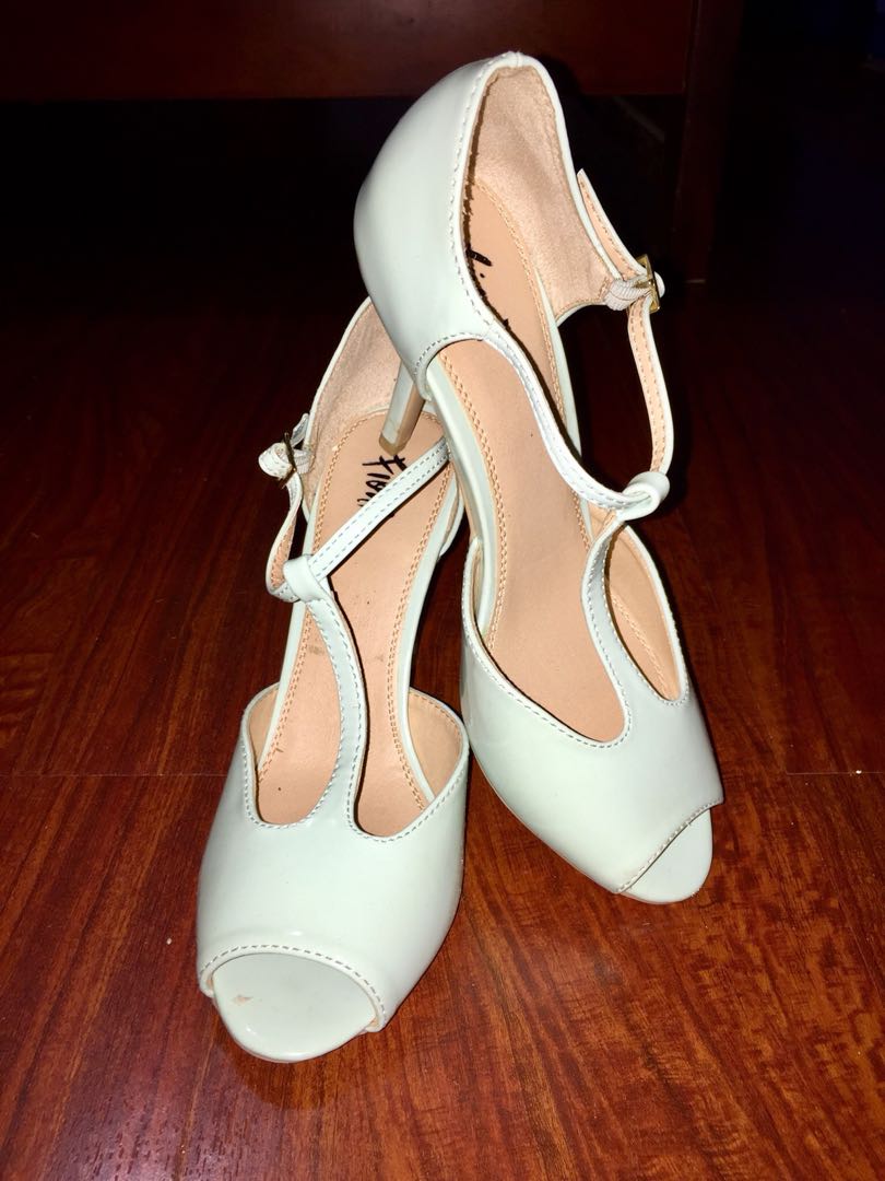 mint heels shoes