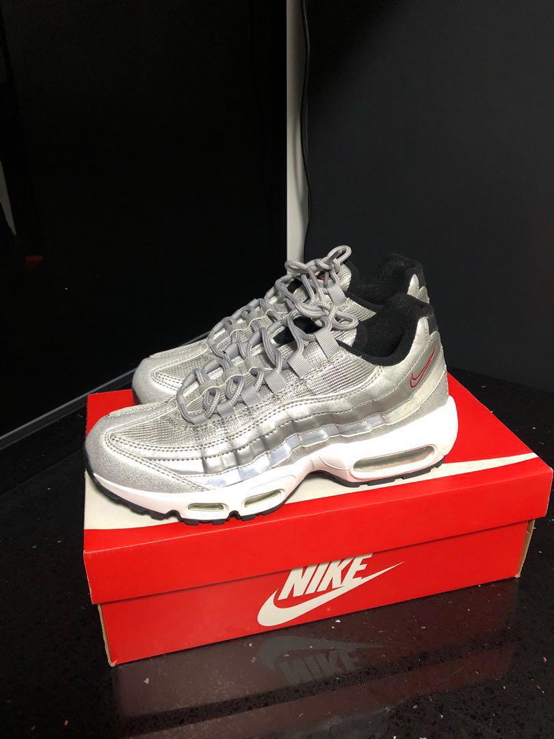 Nike Air Max 95 Silver Bullet QS UK 5.5 US 8 EUR 39 25 CM, Women's Fashion,  Shoes, Sneakers on Carousell