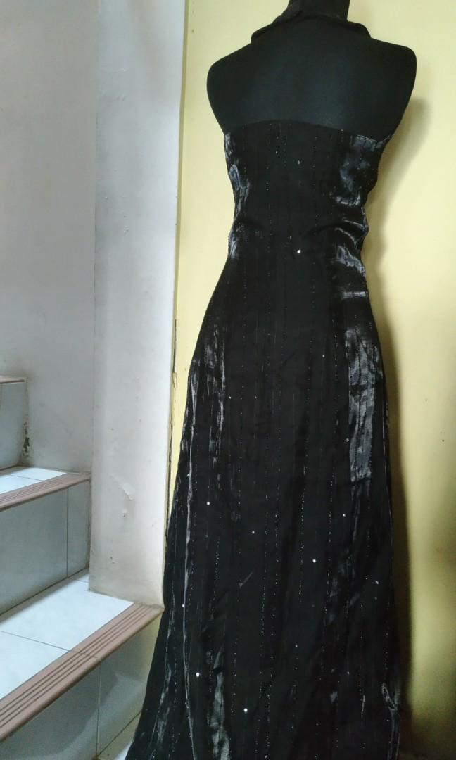 Pesta Promnight Gaun Long Dress Backless Hitam Fesyen Wanita Pakaian Wanita Gaun Rok Di Carousell