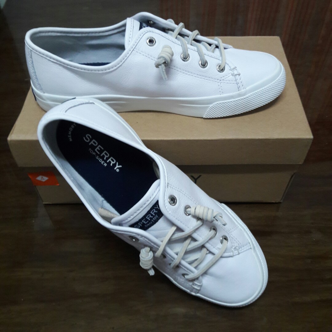White leather sperry outlet sneakers