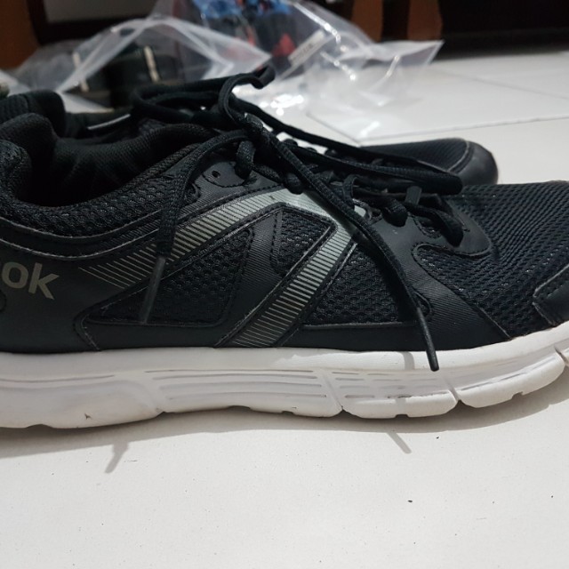 harga sepatu reebok di sport station