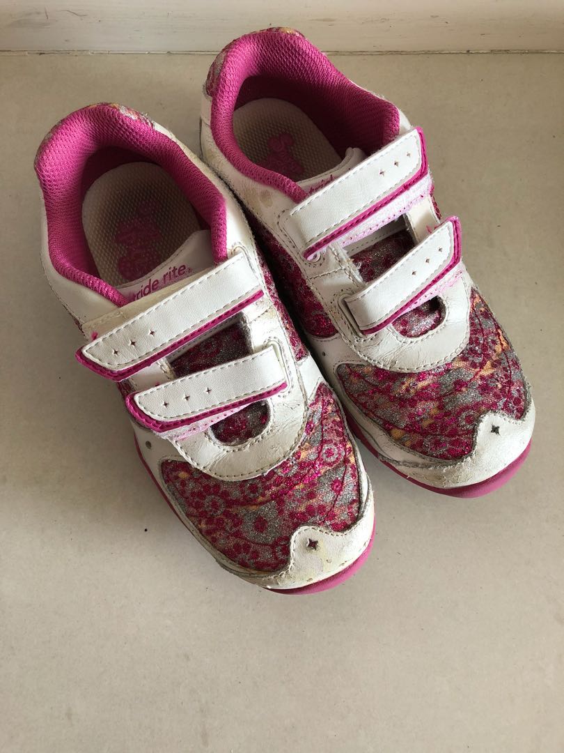 stride rite girls shoes