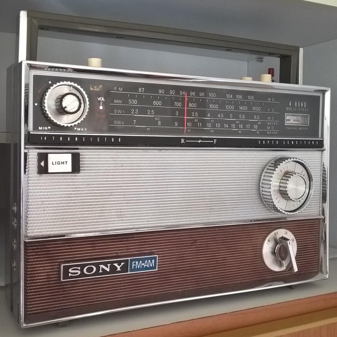 Vintage Sony TFM-1000WB FM/MW/SW1/SW2 Transistor Radio, Hobbies & Toys,  Memorabilia & Collectibles, Vintage Collectibles on Carousell