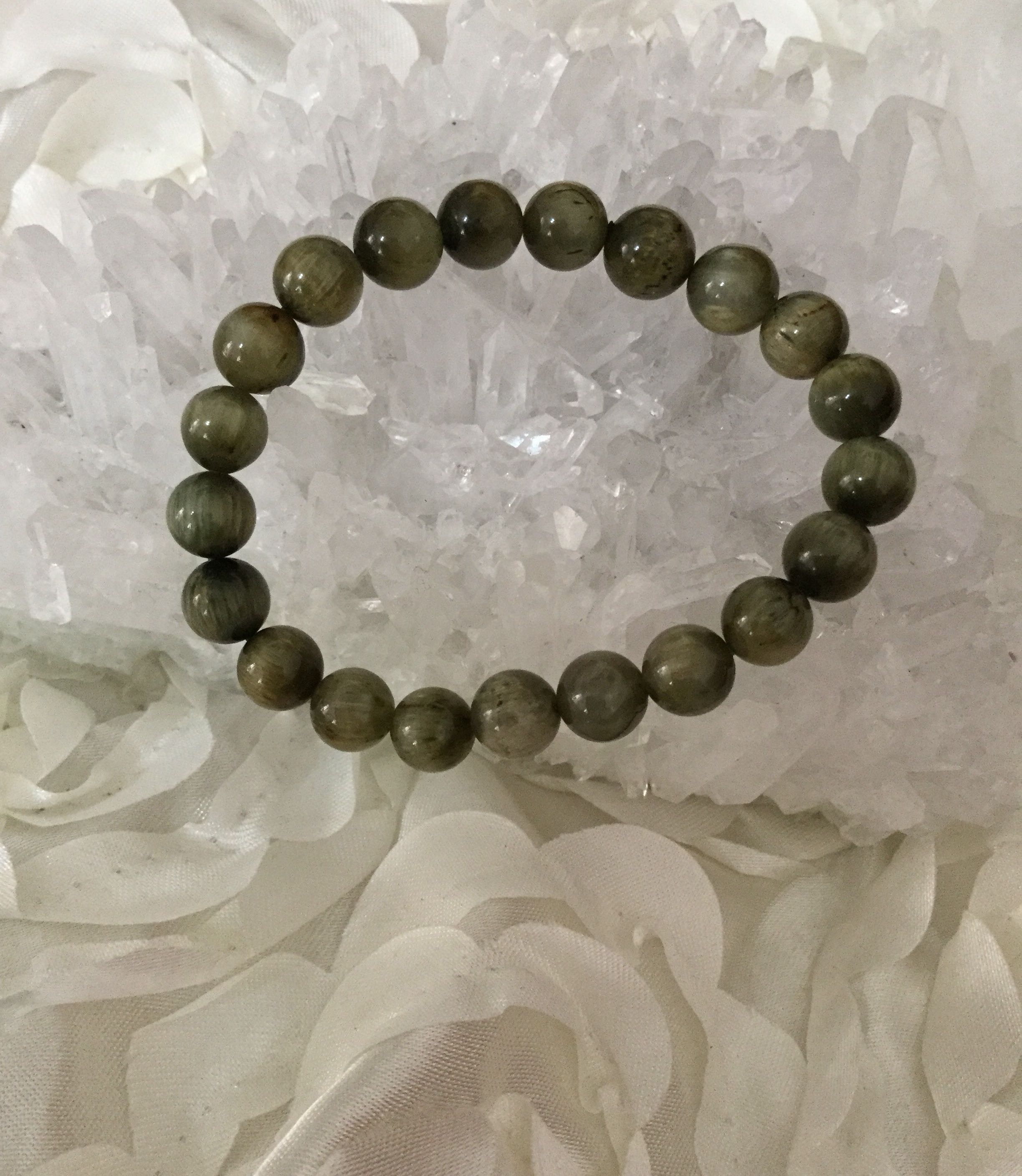 绿兔毛水晶手串(7.5mm)