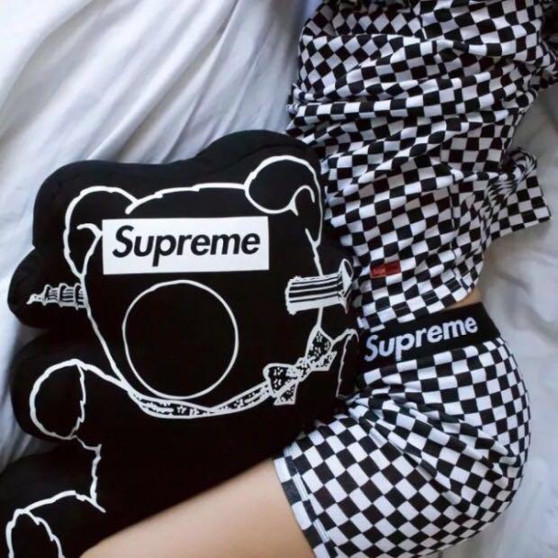 🔴 Supreme x Undercover Bear Pillow ( HK AAA )