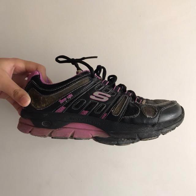 Authentic Skechers Tone Up Trainer 