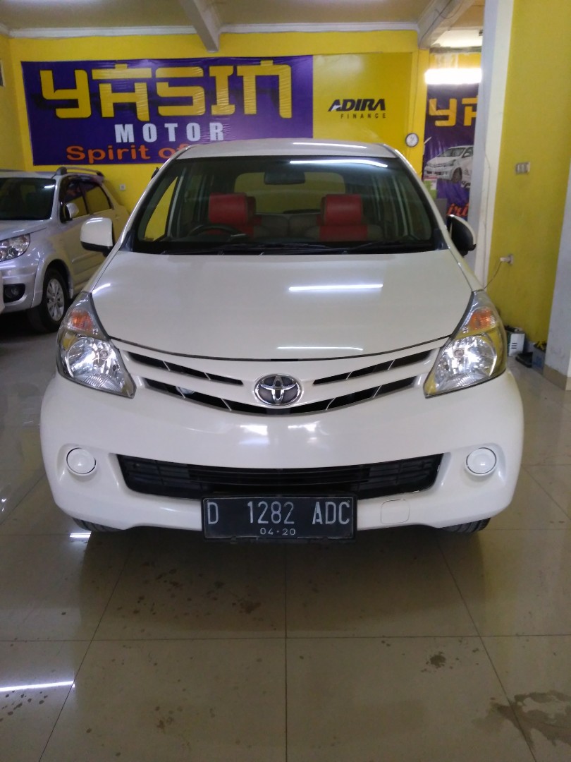 Avanza E Matic 2015 Putih